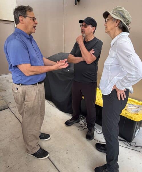 Councilmember Kasdin talking with attendees