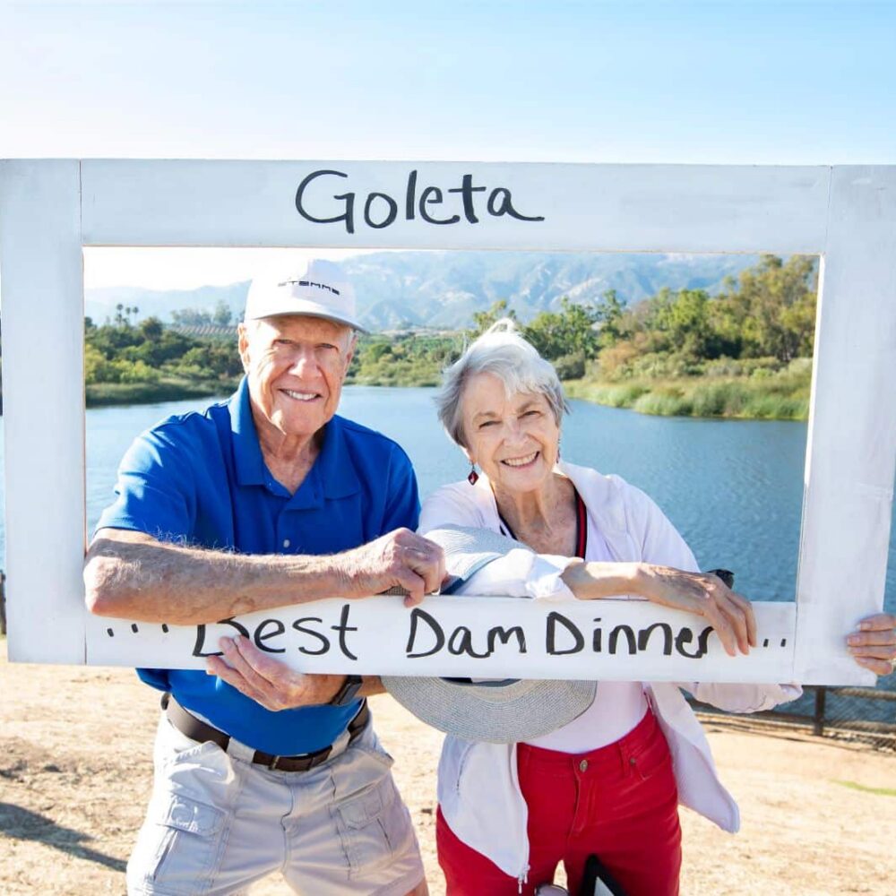 Couple in the Dam Dinner photo frame
