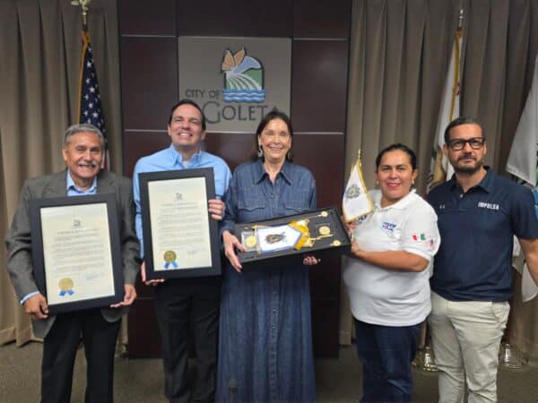 Mayor with dignitaries at dual citizenship event on Oct. 10, 2026